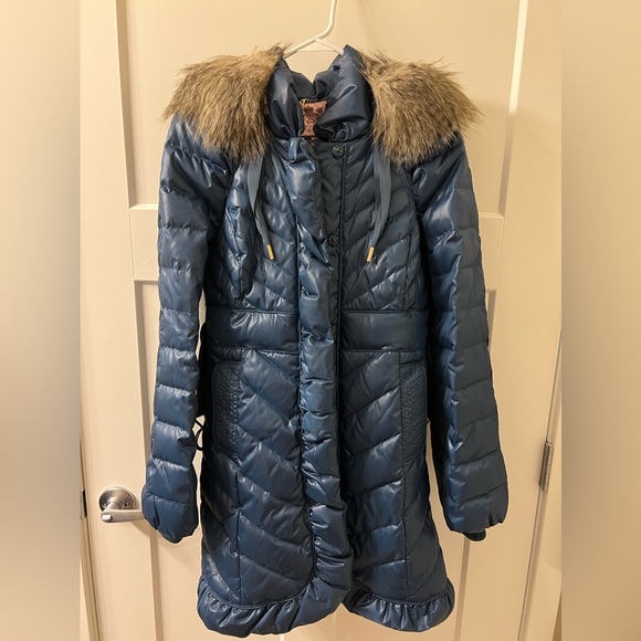 Juicy Couture Jackets & Blazers - Juicy Couture long puffer coat w/ faux fur trim hood